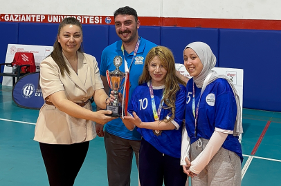 Floor Curling’de Gurur Tablosu: BTÜ Kadın Takımımız Türkiye 3.’sü