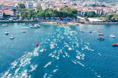Ulusal Açık Su Yüzme Yarışları'nda 471 Sporcu Kocaeli Körfezi'nde Yarıştı
