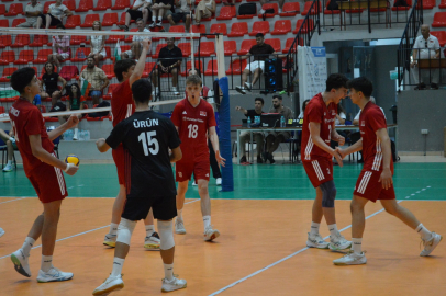 U17 Erkek Milli Takımımız Balkan Şampiyonası'nda Gümüş Madalya Kazandı