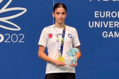 Zeynep Berre Ocakoğlu EUSA Avrupa Üniversiteler Oyunları'nda Şampiyon Oldu
