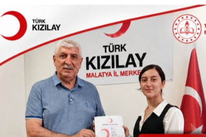 Balkan Şampiyonu Melike Gülşen’e Kızılay’da Okul Temsilciliği Görevi