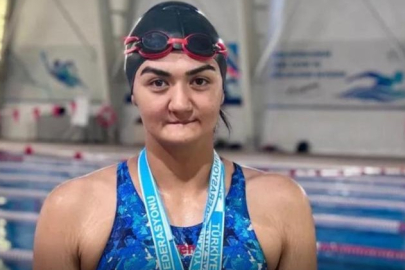 Fatma Çoban Yüzmede 4 Kez Türkiye Şampiyonu Oldu