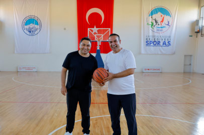 Erciyes Yüksek İrtifa Kamp Merkezi’ne Spor Dünyasından Övgü