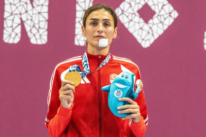 Hatice Kübra İlgün Akdeniz Oyunları Şampiyonu Oldu
