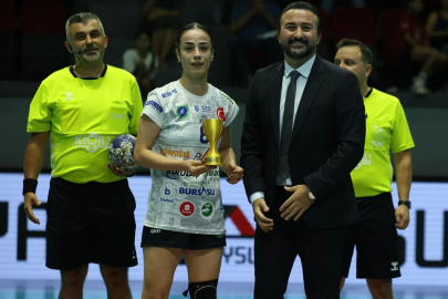 Bursa Büyükşehir Belediyespor Finalde: Rakip Yalıkavak