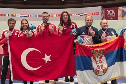 İsmail Keleş ve Şimal Yılmaz’dan Altın Madalya