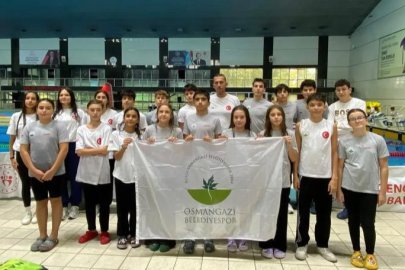 Osmangazi Belediyesporlu Yüzücülerden Madalya Yağmuru
