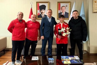 Yusuf Ayaz 68 Kiloda Balkan Şampiyonu Oldu