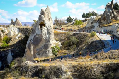 Arnavutluk’tan Kapadokya’ya Koşuyor: Nick Coats 1600 Kilometreden Fazla Yol Kat Edecek