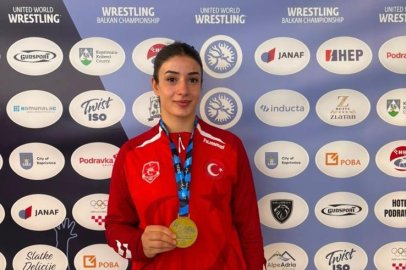 Sema Yüksel Güreşte Balkan Şampiyonu Oldu