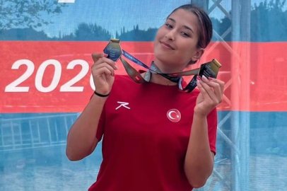 Zişan Yaren Ceylan’dan AirBadminton Avrupa Şampiyonası’nda Çifte Başarı