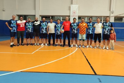 Trio 82 Gebze Master Hakemleri Voleybol Sahasında Buluştu