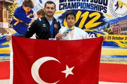 Selçuklu Belediyesporlu Mehmet Talha Çelikel Balkan Üçüncüsü Oldu